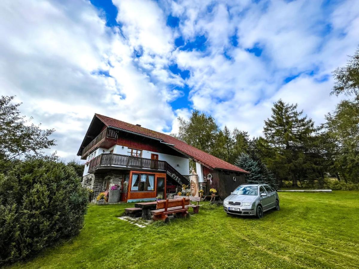 Ubytovani V Sumavskem Dome Nove Hute Exterior foto